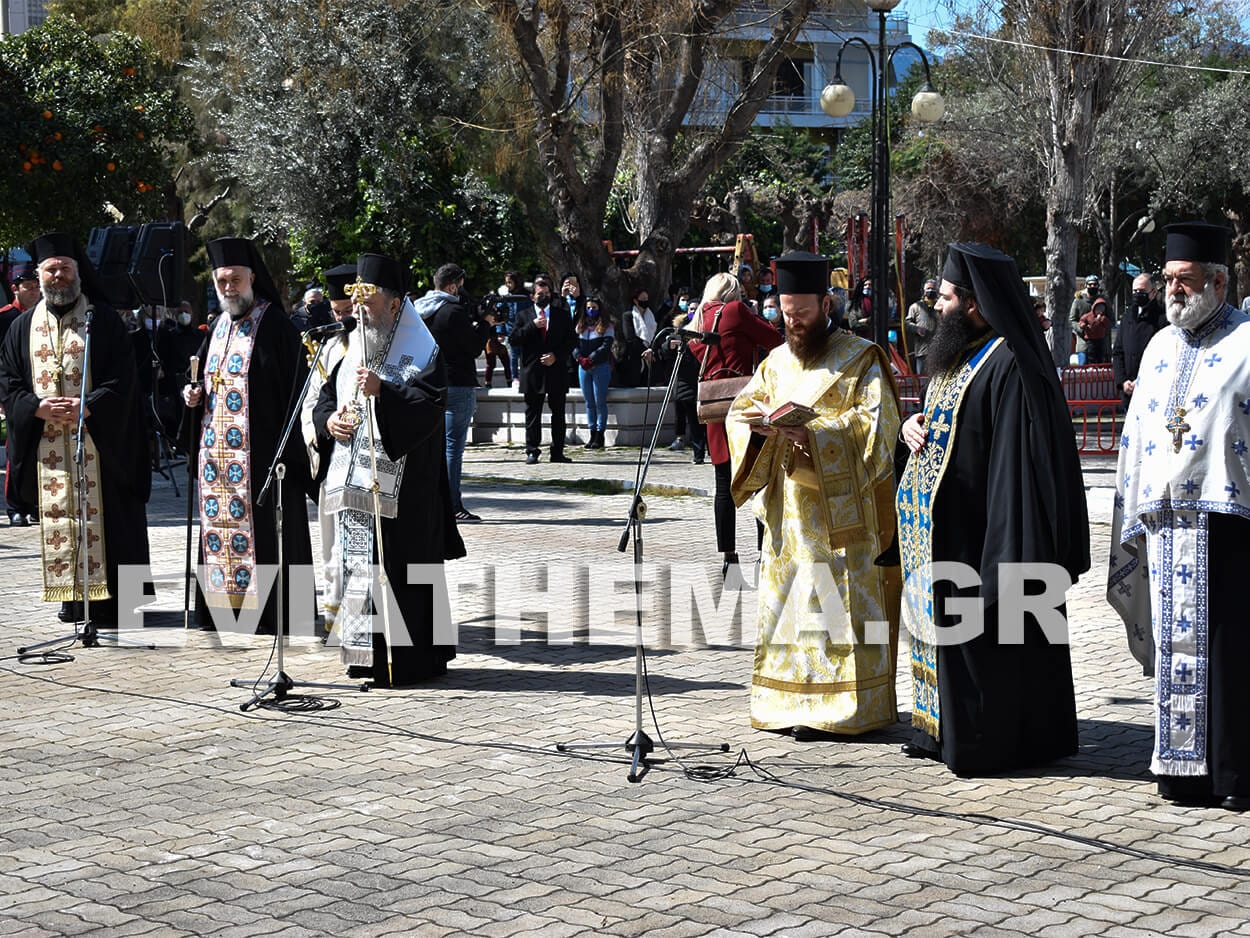 Στην Χαλκίδα το πρωί της Πέμπτης εκλεγμένοι και εκπρόσωποι φορέων τίμησαν την Εθνική Επέτειο
