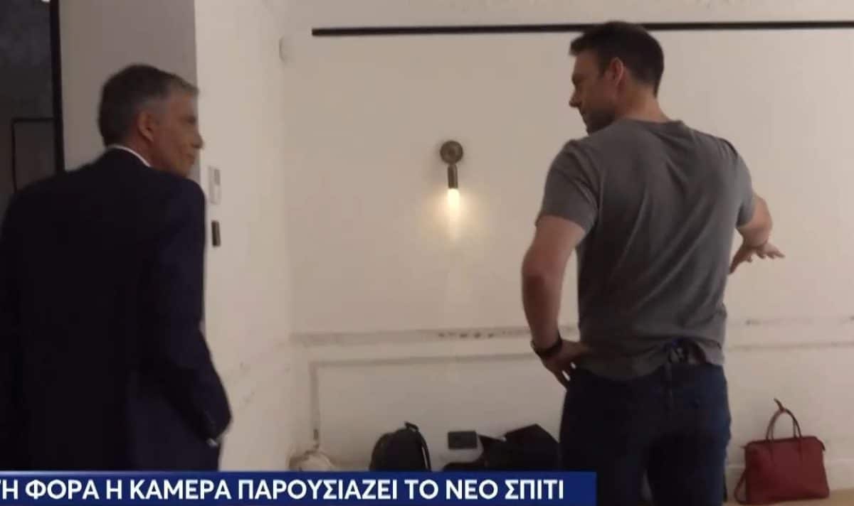 Στέφανος Κασσελάκης: Ξεναγεί τον Νίκο Ευαγγελάτο στο νέο υπερπολυτελές διώροφο διαμέρισμα του